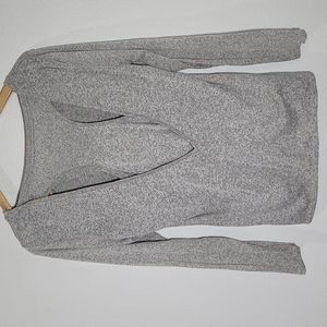 Athleta Cutout Back Longsleeve V Neck Top Size Medium